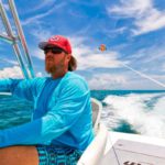 Couple parasailing over Destin’s beautiful beaches